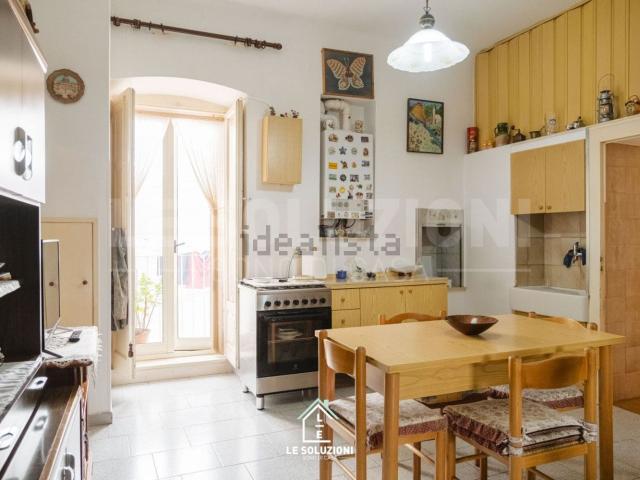 Appartamento in vendita di 102 m² in Via Forno Santo Stefano, 40