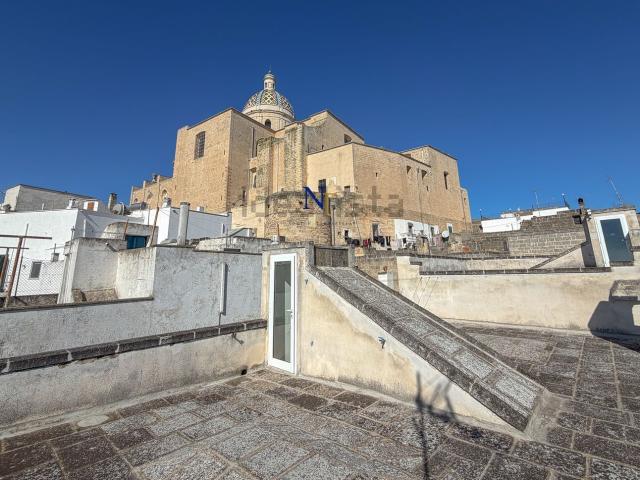 Appartamento in vendita di 102 m² in Via Francesco Russo, 17