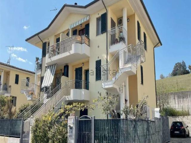 Appartamento in vendita di 102 m² in Via Fratelli Rosselli