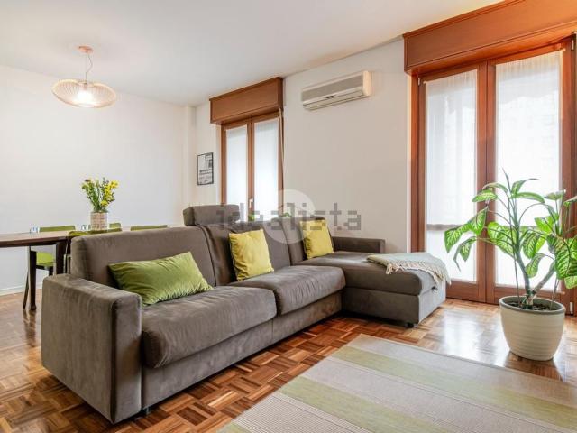 Appartamento in vendita di 102 m² in Via Ortica, 19