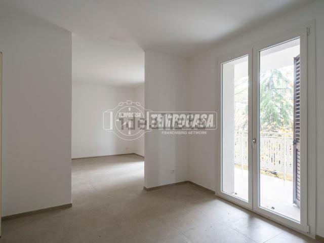 Appartamento in vendita di 102 m² in Via Monte Cucco