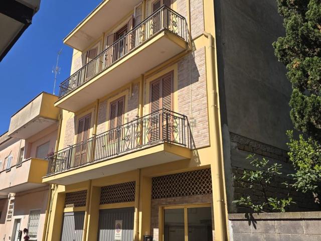 Appartamento in vendita di 102 m² in Via Montello