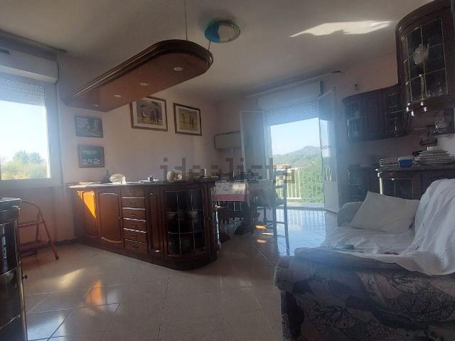 Appartamento in vendita di 102 m² in Via Madonna del Bosco