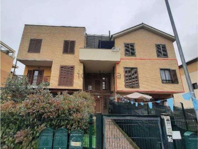 Appartamento in vendita di 102 m² in Via Martiri delle Foibe, 16
