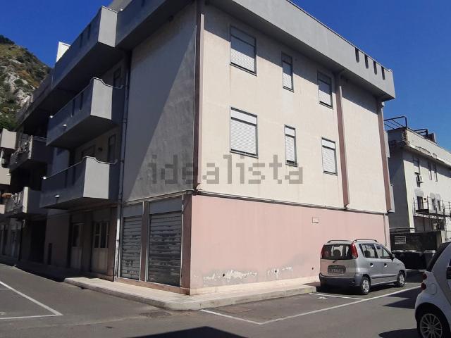 Appartamento in vendita di 102 m² in Via Nazionale, 114