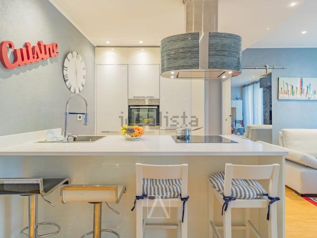 Appartamento in vendita di 102 m² in Via Nizza, 53