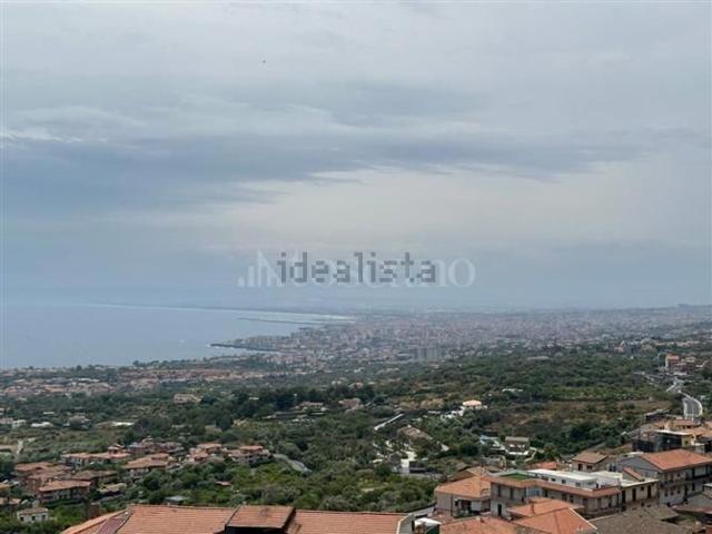 Appartamento in vendita di 102 m² in Via Nizzeti