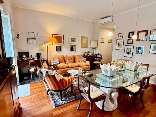 Appartamento in vendita di 102 m² in Via Sallustio Bandini