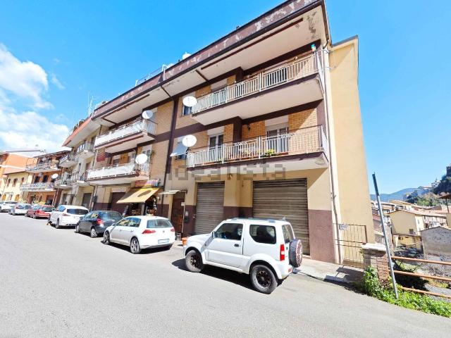 Appartamento in vendita di 102 m² in Via Sant&apos Agostino, 7