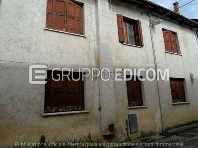 Appartamento in vendita di 102 m² in Via P. Venuti Medaglia d&apos Oro