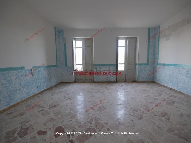 Appartamento in vendita di 102 m² in Via Panturro, 8