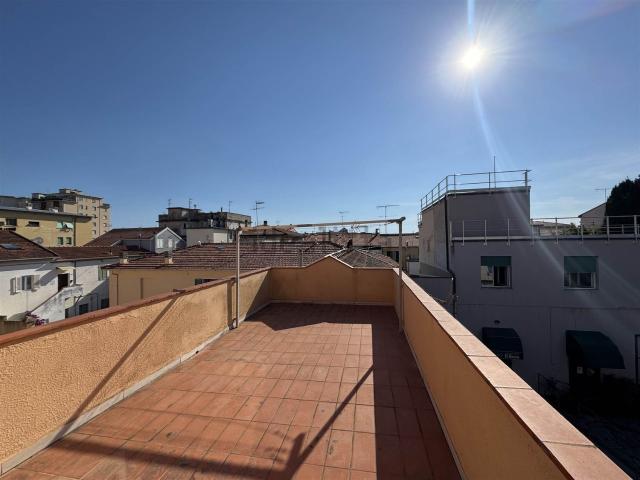 Appartamento in vendita di 102 m² in Via Pietro Gori