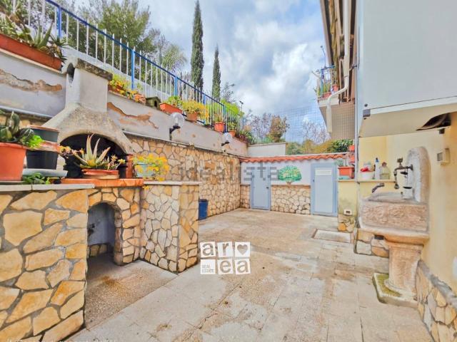 Appartamento in vendita di 102 m² in Via Pieve Santo Stefano