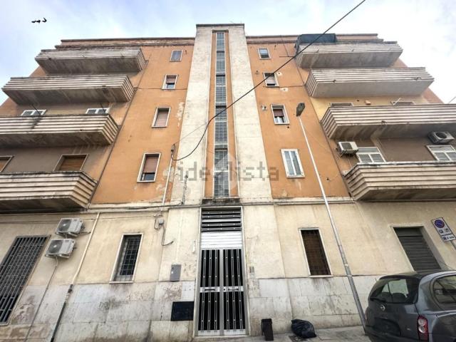 Appartamento in vendita di 102 m² in Via Puglia, 10
