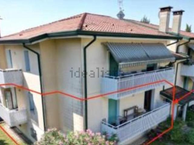 Appartamento in vendita di 102 m² in Via Quattro Novembre