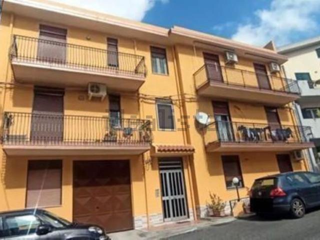 Appartamento in vendita di 102 m² in Via Roma, 42