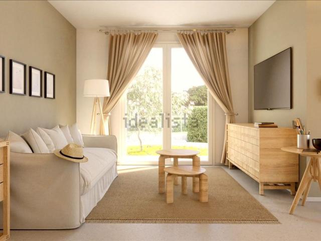 Appartamento in vendita di 102 m² in Via Romagnoli Giovanni