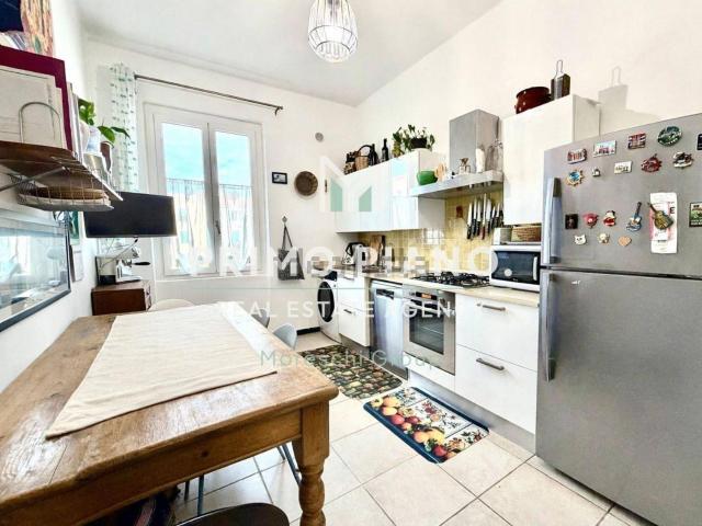 Appartamento in vendita di 102 m² in Via Tarragona