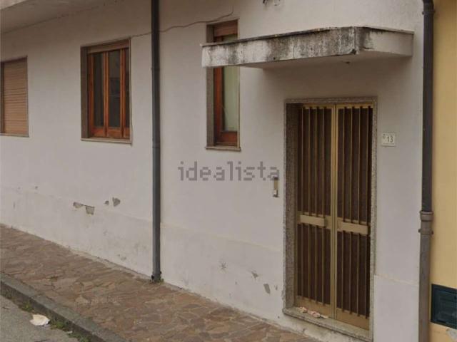 Appartamento in vendita di 102 m² in Via Trento e Trieste, 13
