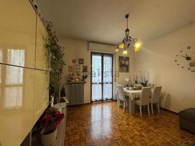 Appartamento in vendita di 102 m² in Via Trino, 3