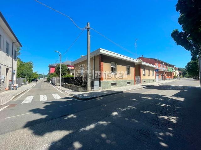 Appartamento in vendita di 102 m² in Via Tripoli, 53