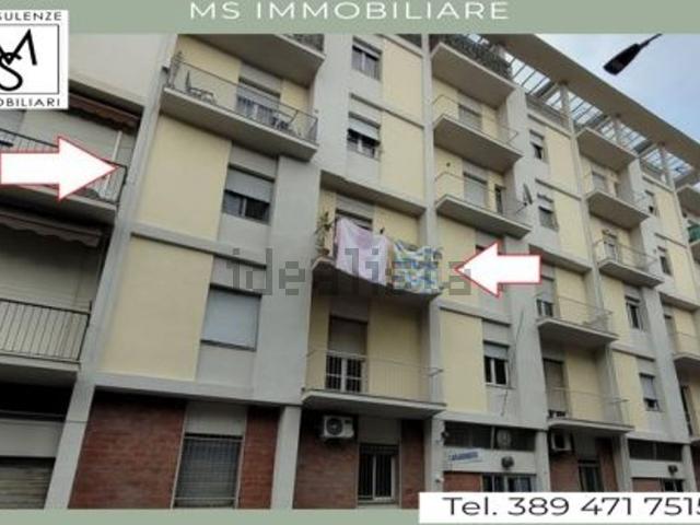 Appartamento in vendita di 102 m² in Via Ugo Foscolo, 128