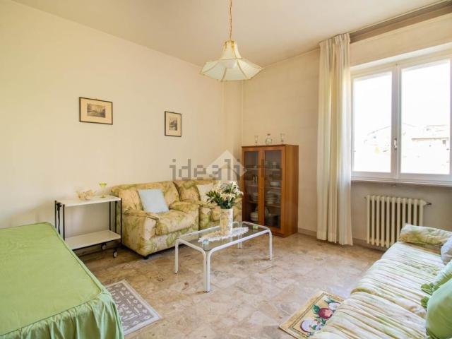 Appartamento in vendita di 102 m² in Viale Trento Nunzi, 31
