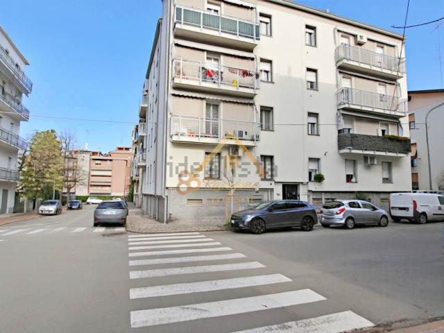 Appartamento in vendita di 102 m² in Viale Udine