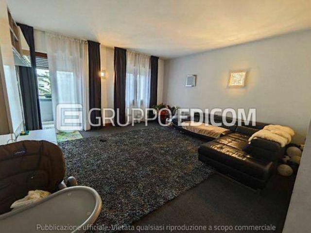 Appartamento in vendita di 102 m² in Viale Viareggio
