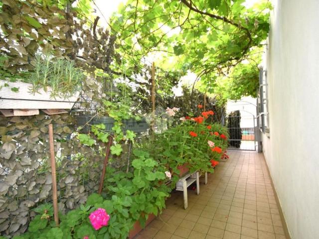 Appartamento in vendita di 102 m² in Viale Zandonai, 1
