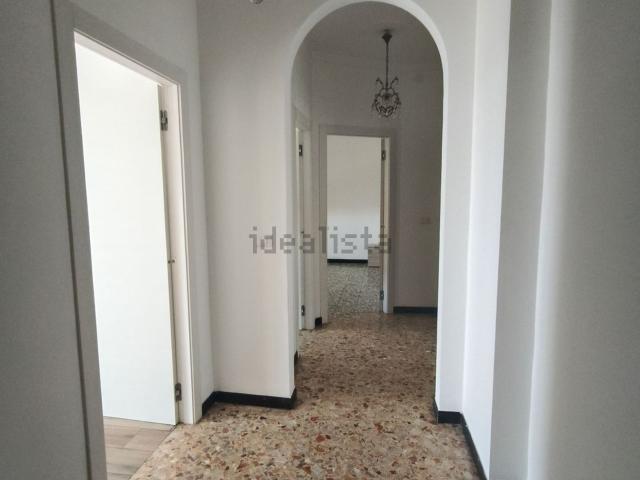 Appartamento in vendita di 102 m² in Viale Brigata Ravenna