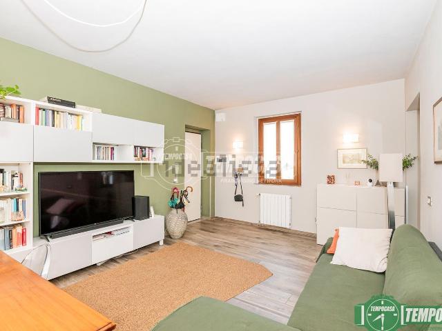 Appartamento in vendita di 102 m² in Borgo Adda, 49