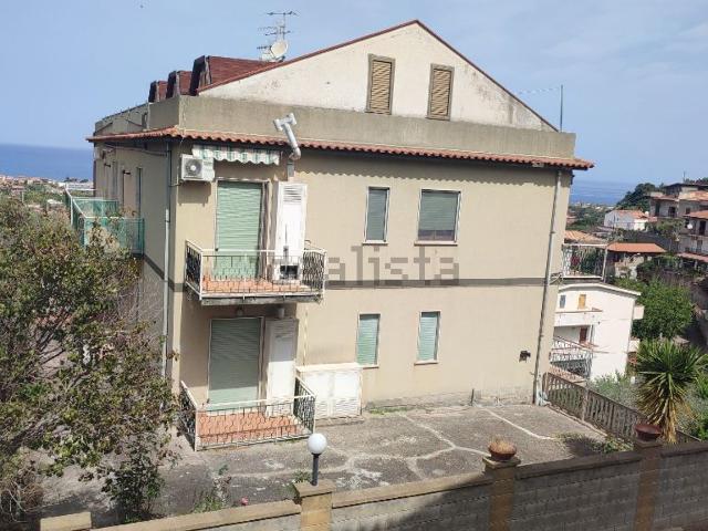 Appartamento in vendita di 102 m² in Contrada Forno Alto