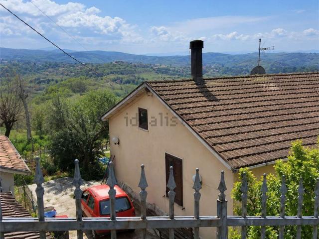 Appartamento in vendita di 102 m² in Contrada Loreto