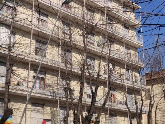 Appartamento in vendita di 102 m² in Corso Cavour, 33
