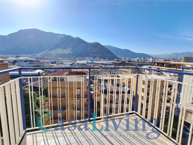 Appartamento in vendita di 102 m² in Corso dei Mille, 1060
