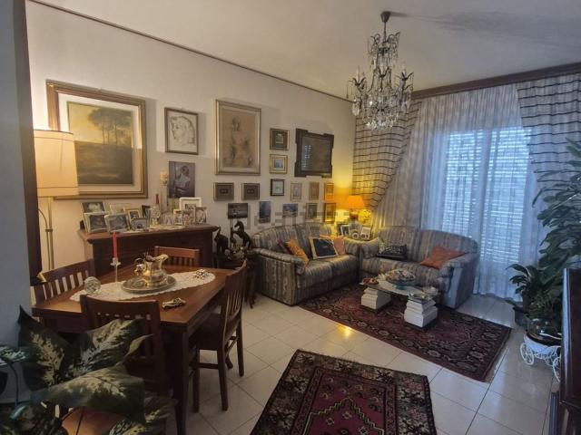 Appartamento in vendita di 102 m² in Piazza Giovanni Bausan