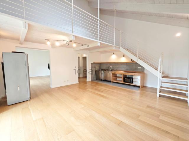 Appartamento in vendita di 102 m² in Strada Tetti Bertoglio, 92