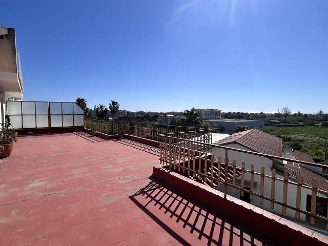 Appartamento in vendita di 103 m² in Via Consolare Valeria, 184