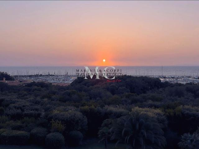 Appartamento in vendita di 103 m² in Piazzale Riviera