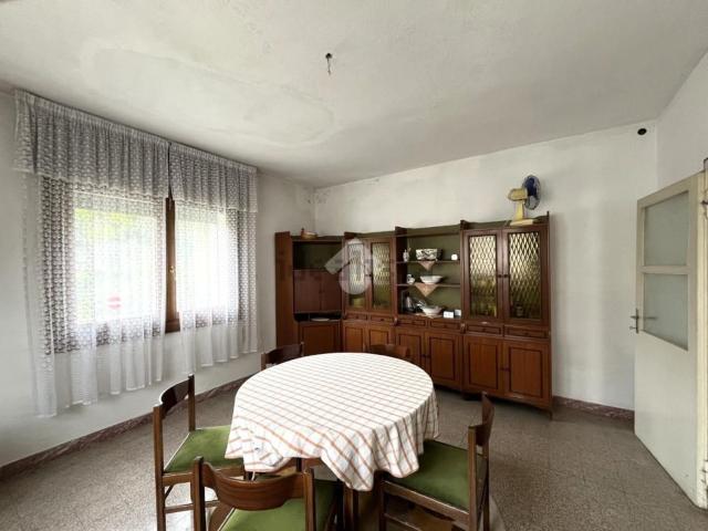 Appartamento in vendita di 103 m² in Via Colbacchini, 5