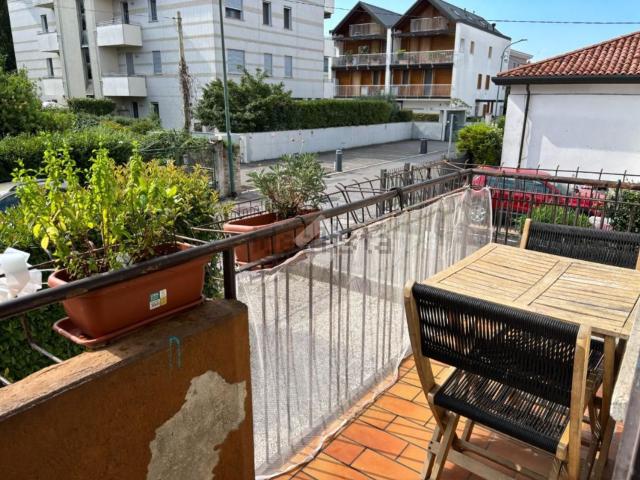 Appartamento in vendita di 103 m² in Via Cadore, 15