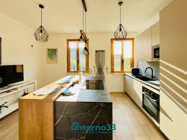 Appartamento in vendita di 103 m² in Via Camisano, 33