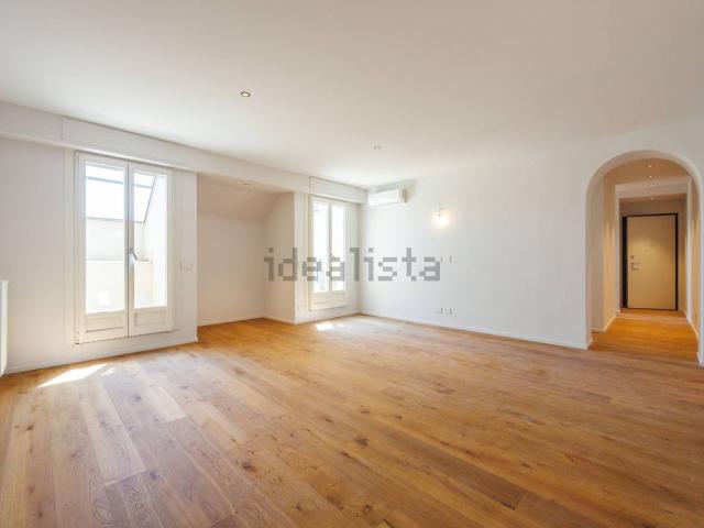 Appartamento in vendita di 103 m² in Via Carlo Alberto