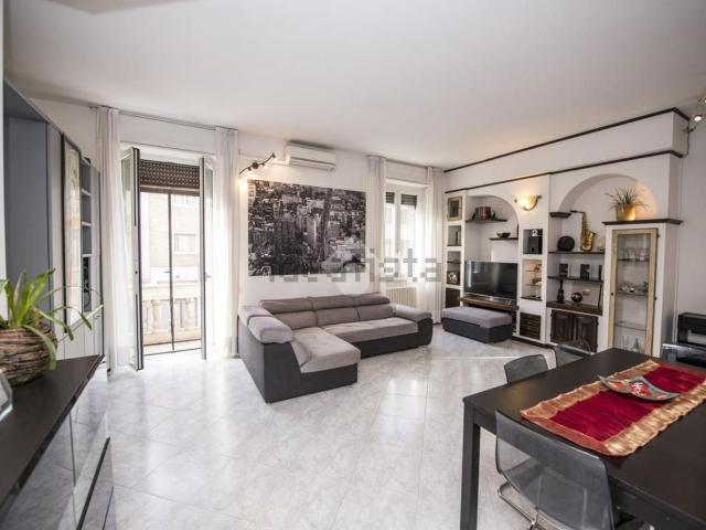 Appartamento in vendita di 103 m² in Via Carlo D&apos Adda, 23