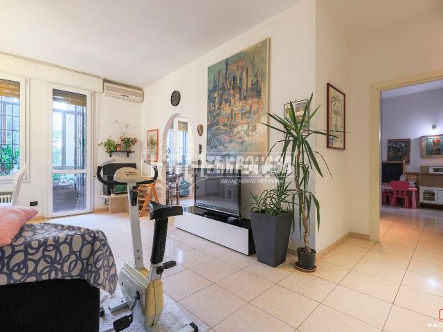 Appartamento in vendita di 103 m² in Via Carlo Jussi