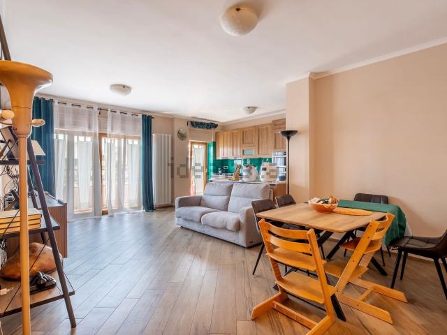 Appartamento in vendita di 103 m² in Via Cisberto Vecchi