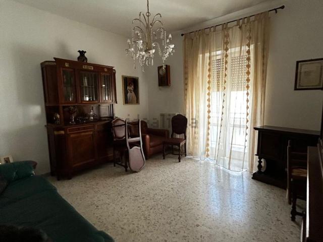 Appartamento in vendita di 103 m² in Via Antonio Fogazzaro