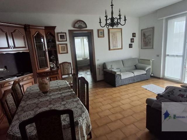 Appartamento in vendita di 103 m² in Via Antonio Gramsci, 7