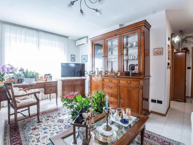 Appartamento in vendita di 103 m² in Via Antonio Pranzelores